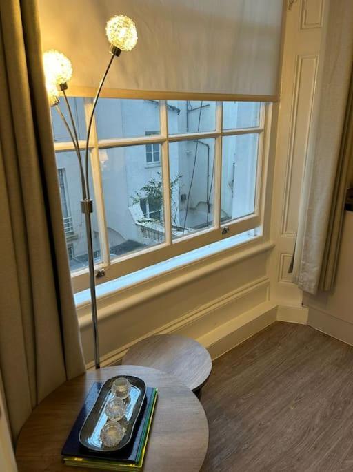 Spacious Flat Paddington Londen